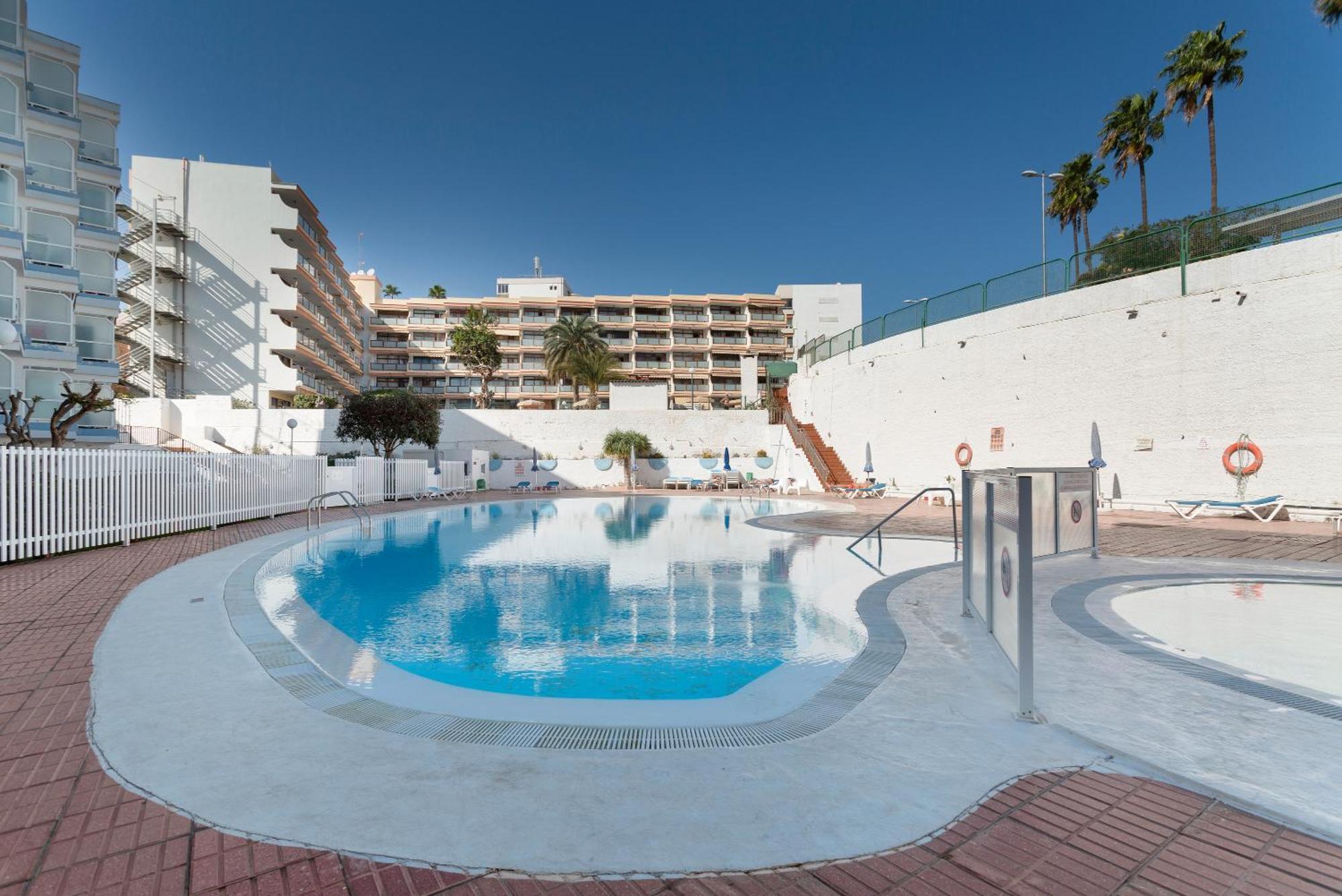Estudio Yumbo Playa Del Ingles Сан-Бартоломе Экстерьер фото